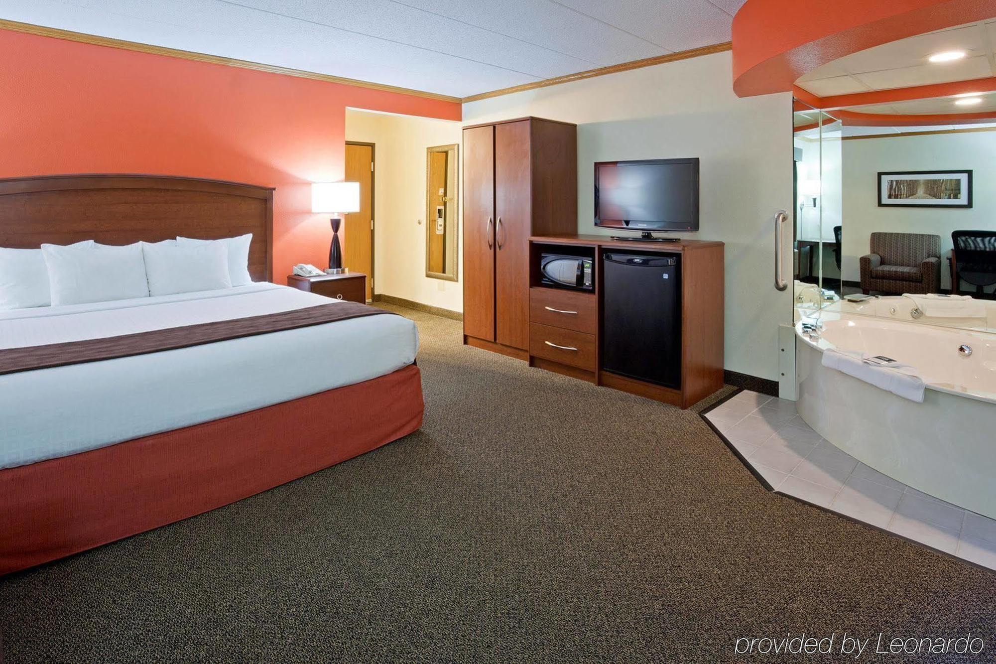 Americinn By Wyndham Virginia Экстерьер фото